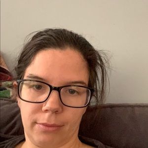 Meet your Posher, Lucy